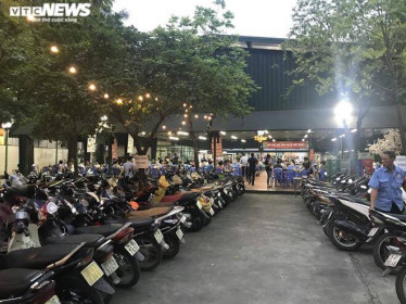Quán bia, trà đá bắt đầu đông khách, kỳ vọng 'hốt bạc'