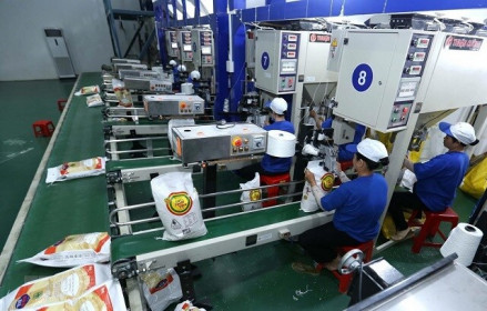 Sẽ thực hiện nghiêm quản lý xuất khẩu gạo qua các cửa khẩu quốc tế