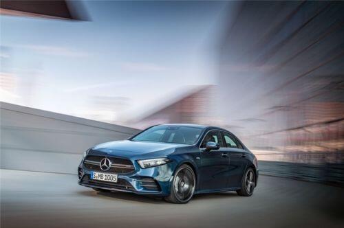 Khám phá Mercedes-AMG A 35 4Matic giá hơn 2 tỷ đồng