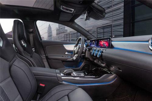 Khám phá Mercedes-AMG A 35 4Matic giá hơn 2 tỷ đồng