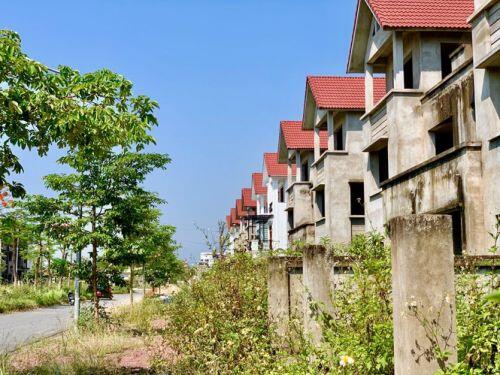 Cảnh nhếch nhác trong khu đô thị 350 tỷ đồng ở Hà Tĩnh bị thanh tra toàn diện