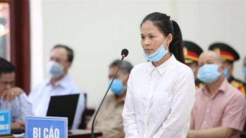 Cháu gái Út 'trọc' khai tay không lập công ty ngàn tỉ