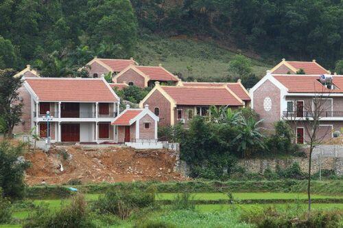 Buông lỏng quản lý đất đai, Chủ tịch huyện Ba Vì bị yêu cầu kiểm điểm