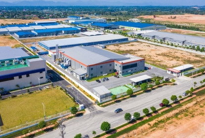 Trải thảm đón sóng đầu tư Không làm theo phong trào