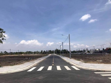 Doanh nghiệp tung chiêu bia kèm lạc BĐS Long An hút nhà đầu tư