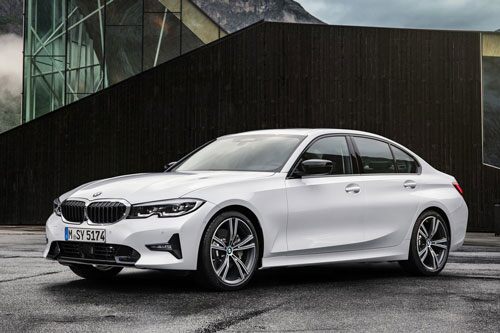 Top 10 xe sedan hạng sang cỡ nhỏ tốt nhất năm 2020: Mercedes-Benz A-Class số một