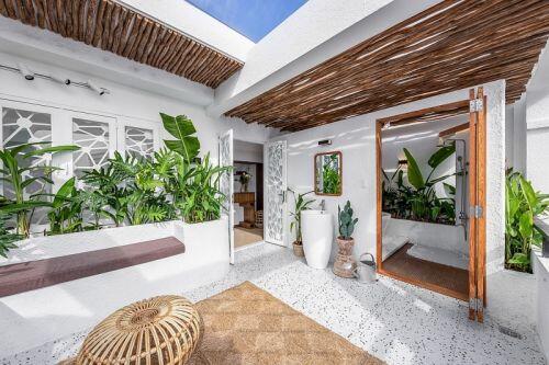 Ngôi nhà phong cách nghỉ dưỡng ở TP HCM