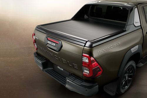 Ảnh chi tiết Toyota Hilux vừa ra mắt