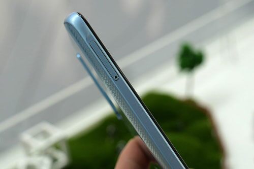 Ảnh chi tiết HTC Desire 20 Pro: RAM 6 GB, pin ‘trâu’, 4 camera sau, giá hơn 7 triệu