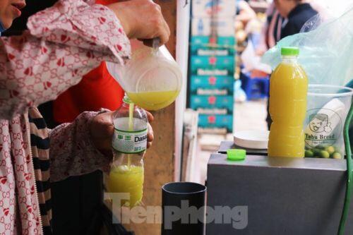 Kiếm bạc triệu mỗi ngày nhờ mía đá vỉa hè