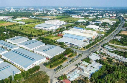 Viện trưởng CIEM: Muốn phát triển khu công nghiệp phải 'vượt qua nỗi sợ khác người'