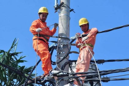 1 triệu khách hàng có tiền điện tăng cao bất thường: Công tơ có chính xác?