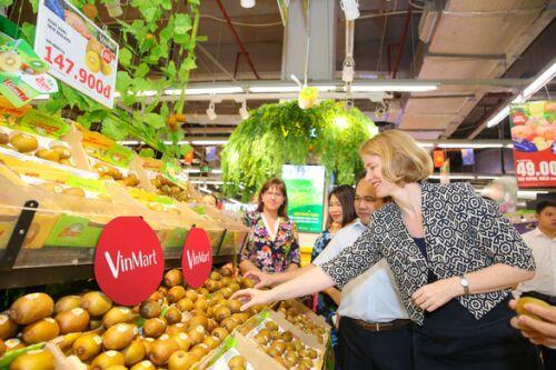 Lễ hội trái cây nhập khẩu New Zealand tại VinMart
