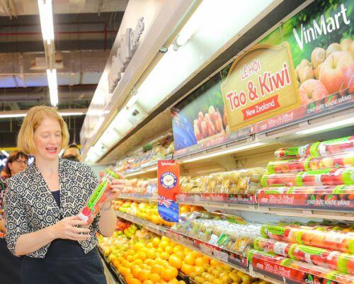 Lễ hội trái cây nhập khẩu New Zealand tại VinMart