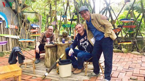 Mô hình kinh doanh độc, lạ từ các món đồ “đồng nát”