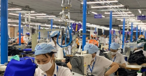 Khó tăng lương tối thiểu vùng năm 2021