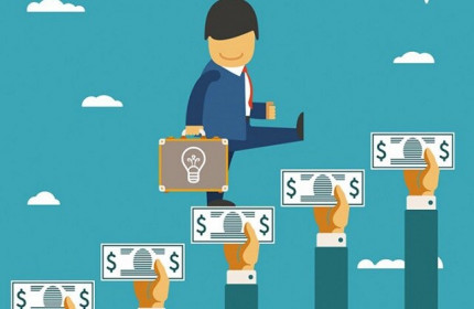 Lãnh đạo mua bán cổ phiếu: Chốt lời ở DHC?