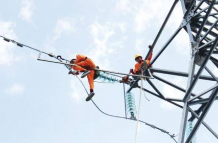 Hơn 6.000 khách bị ghi sai hoá đơn tiền điện, EVN phạt nặng cán bộ