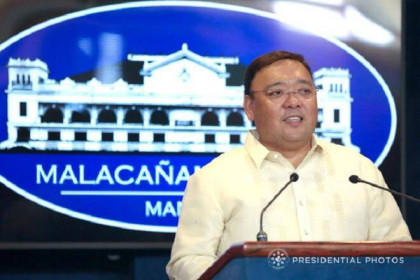 Philippines khẳng định không từ bỏ quyền ở Biển Đông