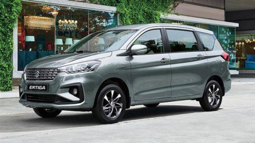 Đến lượt xe nhập khẩu tặng khách 50% phí trước bạ