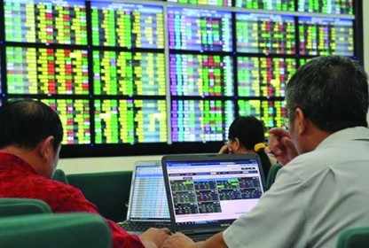 Với một số yếu tố hỗ trợ tích cực, nhiều khả năng VN-Index sẽ sớm tiếp cận trở lại mức 900 điểm trong tháng 7.
