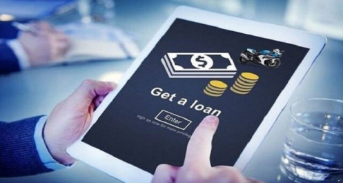 Vay online: Tiền thật, hồ sơ 'rởm' và khách hàng chết đứng