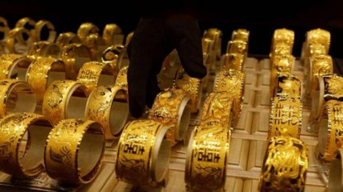 Vàng đắt chưa từng có 53 triệu đồng/lượng, chuyên gia khuyến cáo không nên mua