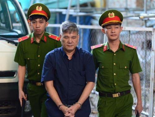'Siêu lừa' Dương Thanh Cường và đại gia Trầm Bê 'dắt tay nhau' ra tòa