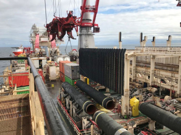 Dự án đường ống khí đốt Nord Stream 2: Bên quyết phá, phía quyết giữ