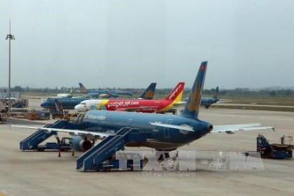 Thực hiện nghiêm việc phòng, chống dịch COVID-19 tại các sân bay