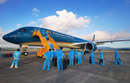 Chuyến bay đầu tiên đón công dân Việt Nam tại Cuba hồi hương