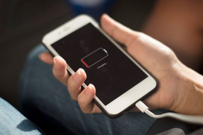 iPhone dính lỗi hao pin, người dùng khắc phục bằng cách nào?