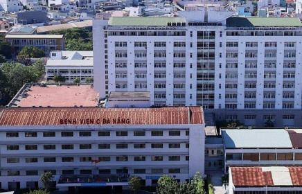 Covid-19 tại Việt Nam sáng 25/7: Thêm 2 ca dương tính nhập cảnh, số người được cách ly lên 11.815, chưa có kết quả chính thức ca nghi nhiễm ở Đà Nẵng
