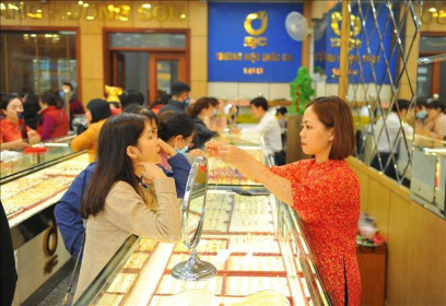 Giá vàng tuần tới: Triển vọng tiếp tục tăng cao hơn