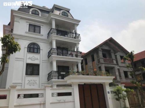 Cận cảnh nhiều biệt thự 'khủng' xây sai phép tại khu đô thị Vân Canh