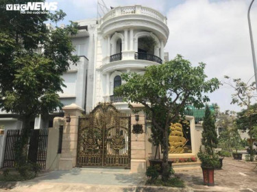 Cận cảnh nhiều biệt thự 'khủng' xây sai phép tại khu đô thị Vân Canh