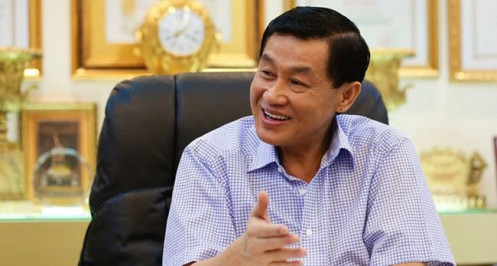 Tin xấu dồn về, ông Johnathan Hạnh Nguyễn đối mặt giai đoạn u ám
