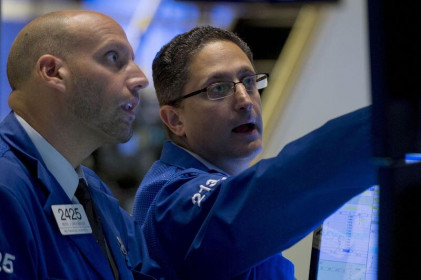 DowJones tăng điểm nhờ cổ phiếu công nghệ khởi sắc trước khi công bố báo cáo