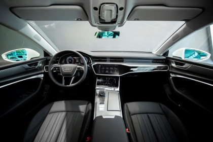 Audi A7 Sportback mới lăn bánh tại Việt Nam