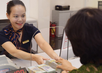 Bài toán nào “ép” tăng trưởng tín dụng?