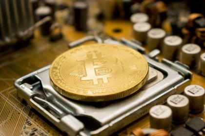 Giá Bitcoin hôm nay 9/8: Thị trường tăng ‘sốc’, Bitcoin vượt 11.800 USD