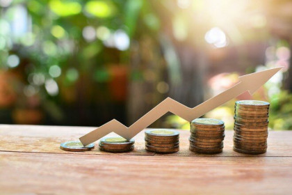 Giao dịch chứng khoán sáng 10/8: VN-Index tiến gần mốc 850, DAT tăng trần phiên thứ 37