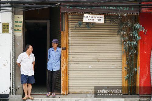 Hàng loạt nhà hàng "cửa đóng then cài" vì Covid-19