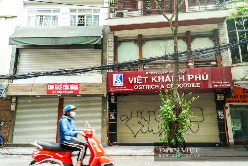 Hàng loạt nhà hàng "cửa đóng then cài" vì Covid-19