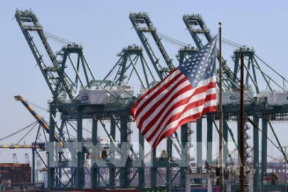 Bộ Thương mại Mỹ điều chỉnh mức suy giảm của nền kinh tế quý II/2020
