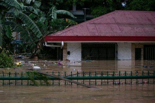 Philippines: Hình ảnh tan hoang sau khi Vamco - siêu bão chết chóc nhất năm đổ bộ
