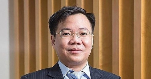 Nguyên Phó chánh Văn phòng Thành ủy TP.HCM và Chủ tịch HĐTV IPC Tân Thuận cùng 10 đồng phạm bị khởi tố