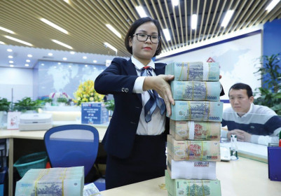 NIM ngân hàng tăng, nửa mừng nửa lo