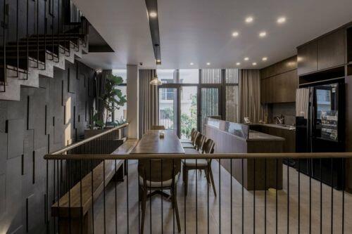 Cuộc sống bình yên trong ngôi nhà ngập tràn nắng gió ở ngoại ô Sài Gòn