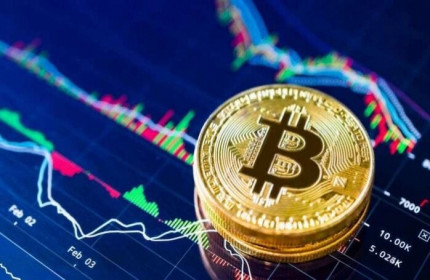 Cổ phiếu và Bitcoin đối diện với nguy cơ bong bóng lớn